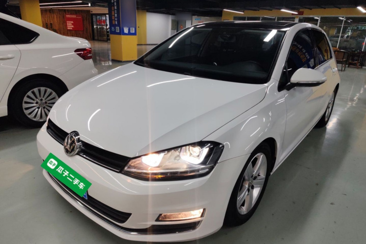 Volkswagen Golf 2016 imagen de coche #2