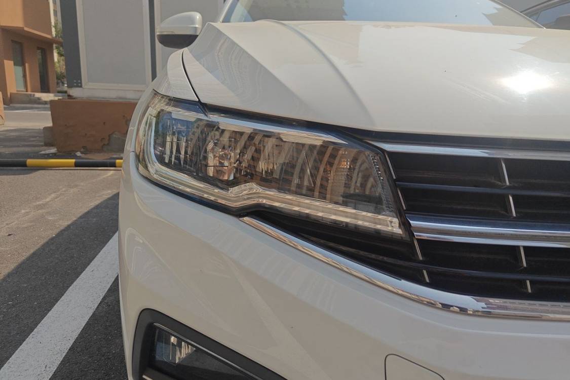 Volkswagen Bora 2018 car image #7