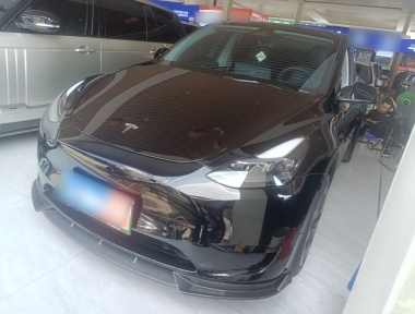 Tesla Model Y 2024 Tesla Model Y 2024 car image