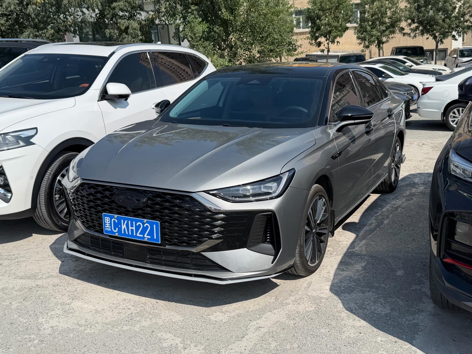 2025 car image 