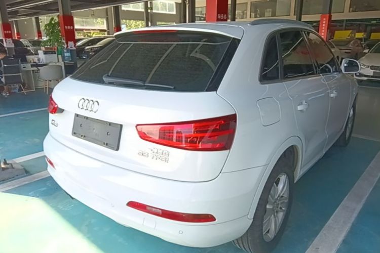 Audi Q3 2015 #7 Audi Q3 2015 car image #7
