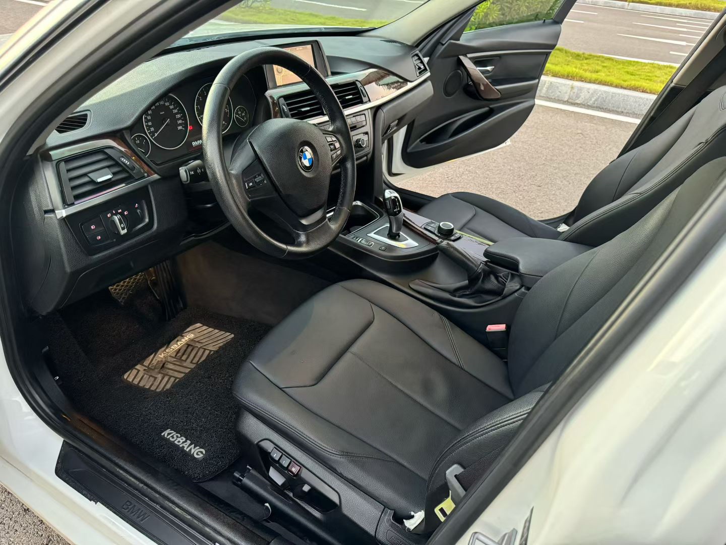 BMW 3 Series 2013 #4 BMW 3 Series 2013 car image #4
