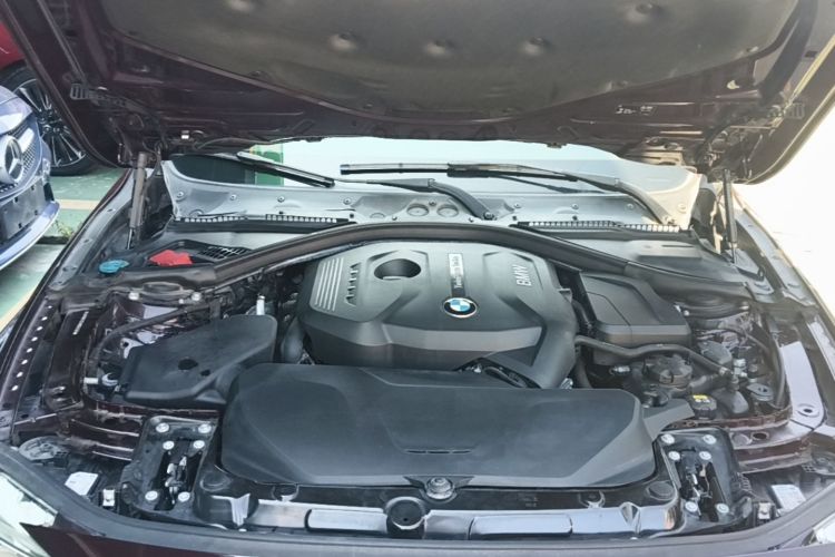 BMW 3 Series 2017 #29 BMW 3 Series 2017 car image #29