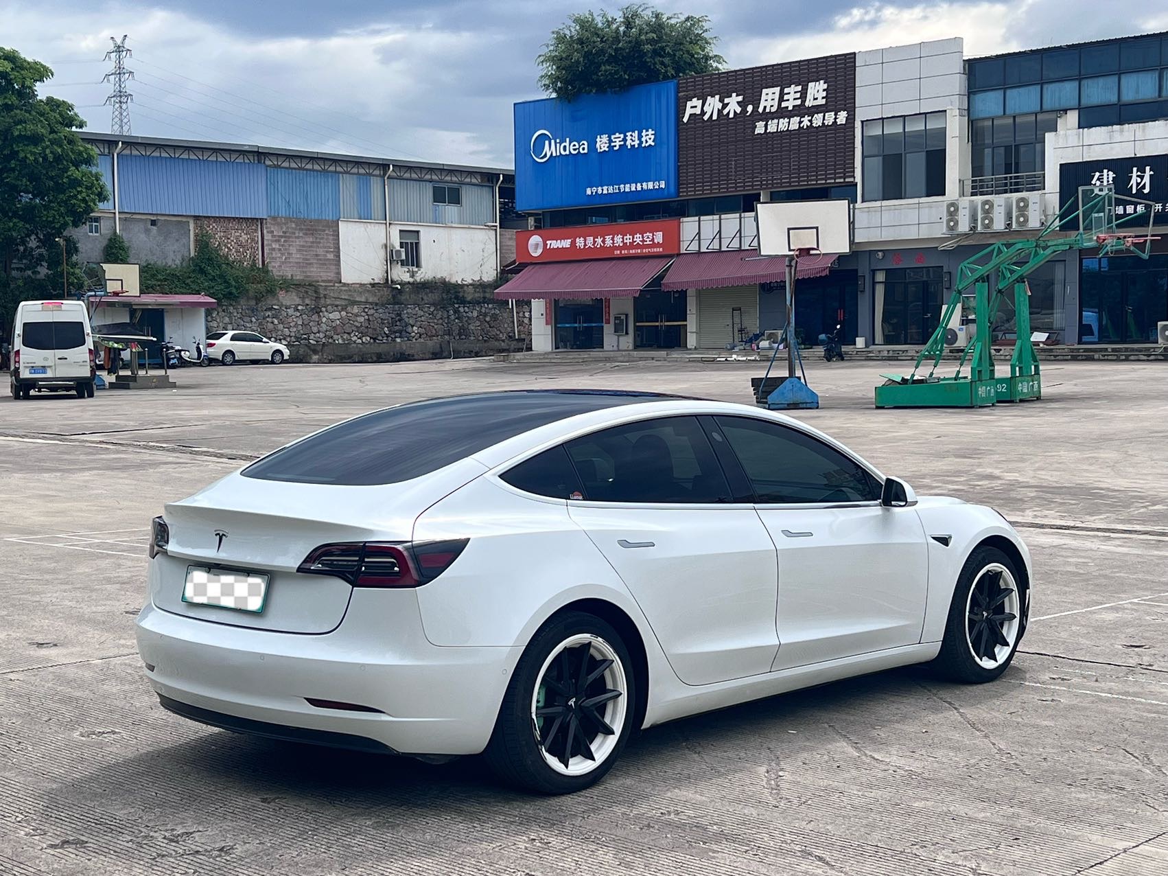 Tesla Model 3 2020 #5 Tesla Model 3 2020 car image #5