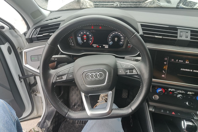 Audi Q3 2020 #11 Audi Q3 2020 car image #11
