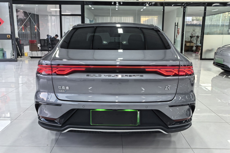 BYD Han 2023 immagine di auto #6