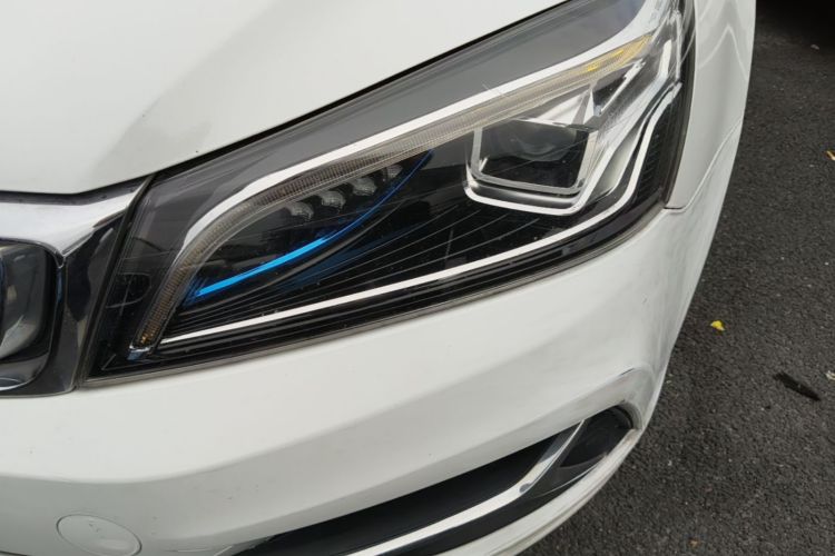 GEELY Emgrand 2019 #23 GEELY Emgrand 2019 car image #23