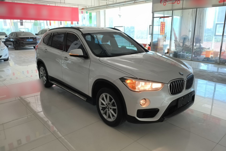 BMW X1 2018 #6 BMW X1 2018 car image #6