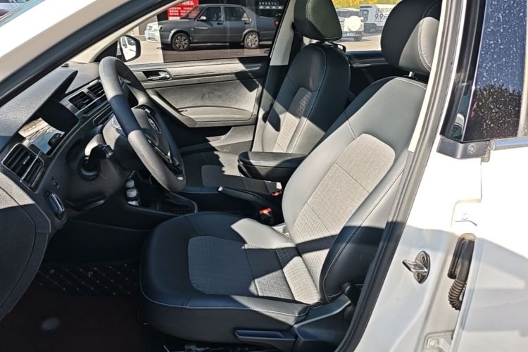 Volkswagen Santana 2019 #15 Volkswagen Santana 2019 صورة سيارة #15