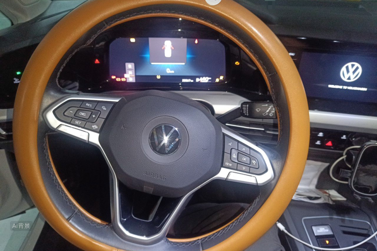 Volkswagen Golf 2021 car image #13