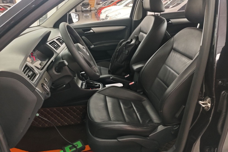 Volkswagen Lavida 2016 imagen de coche #19