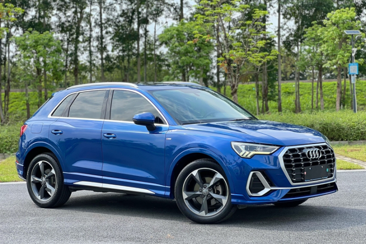 Audi Q3 2019 #3 Audi Q3 2019 car image #3
