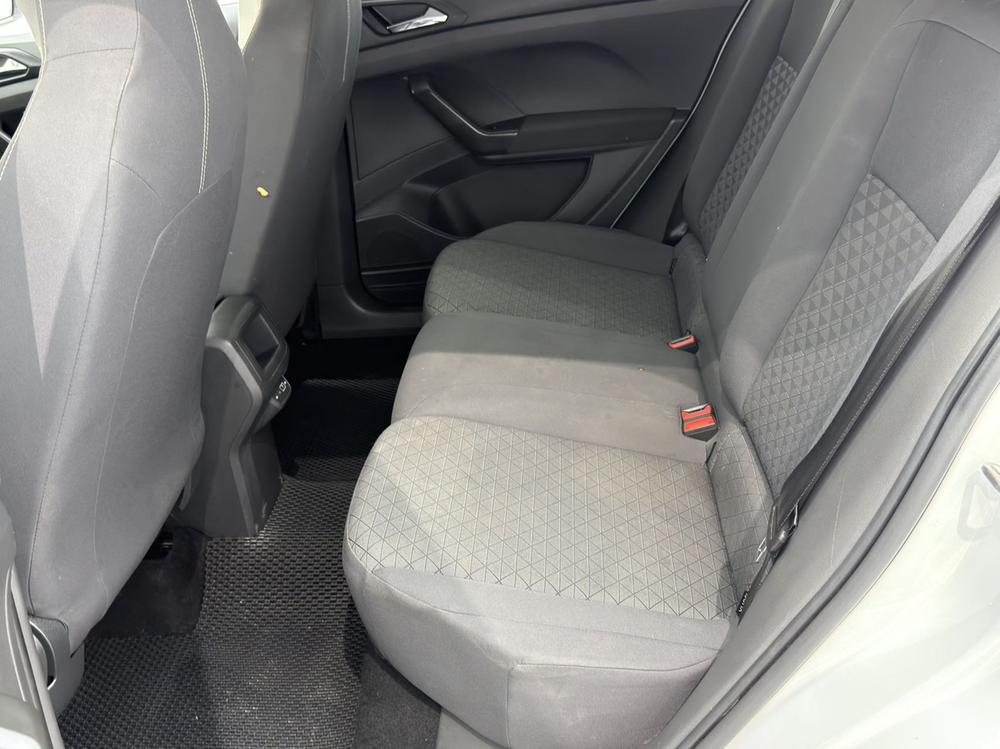 Volkswagen T-Cross 2023 immagine di auto #16