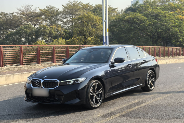 BMW 3 Series 2024 car image #3