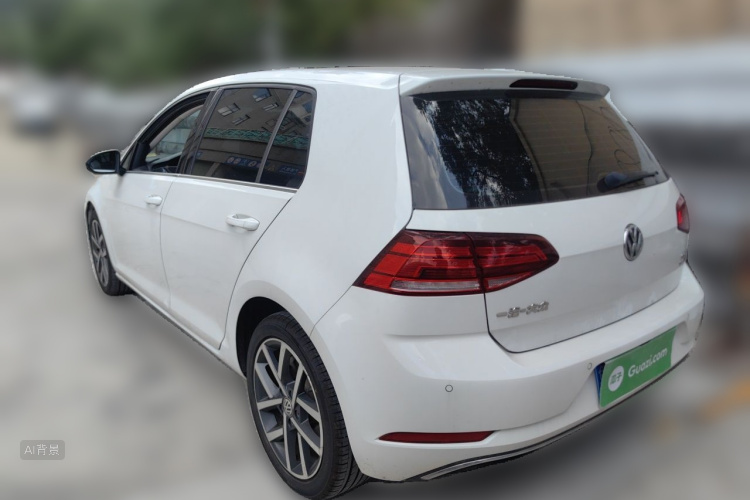 Volkswagen Golf 2020 car image #5