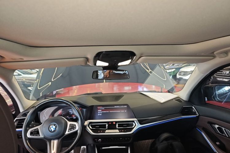 BMW 3 Series 2021 #20 BMW 3 Series 2021 car image #20
