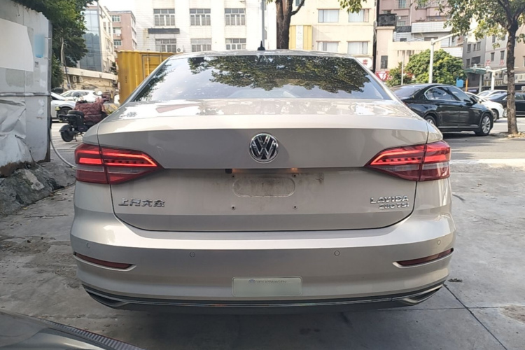 Volkswagen Lavida 2020 car image #4