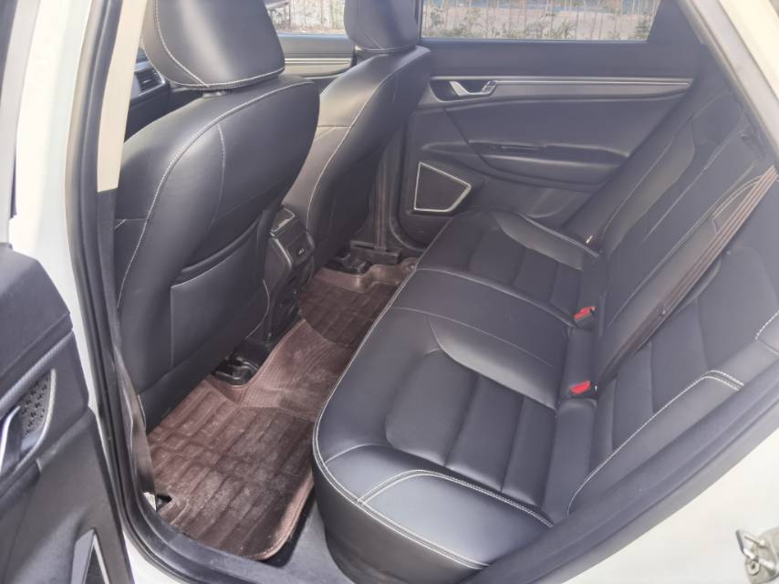 GEELY Emgrand GS 2018 car image #7