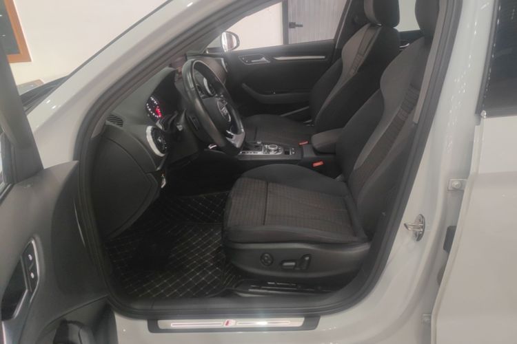 Audi A3 2019 car image #15
