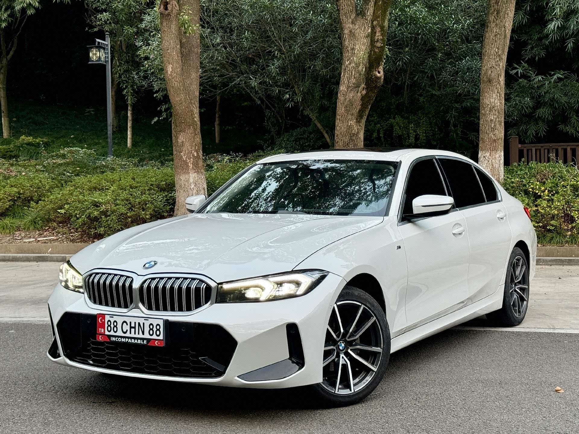 BMW 3 Series 2023 BMW 3 Series 2023 immagine di auto