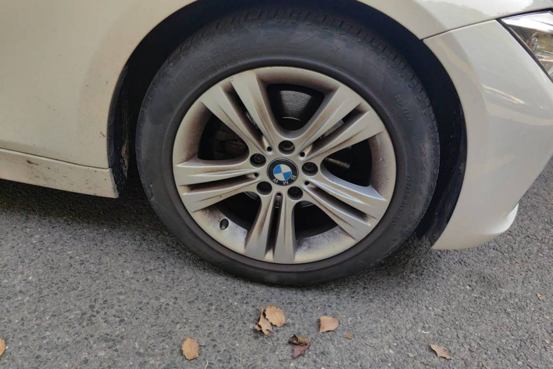 BMW 3 Series 2015 car image #9