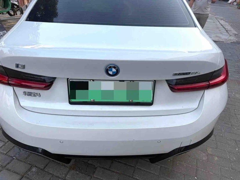 BMW i3 2025 #5 BMW i3 2025 car image #5