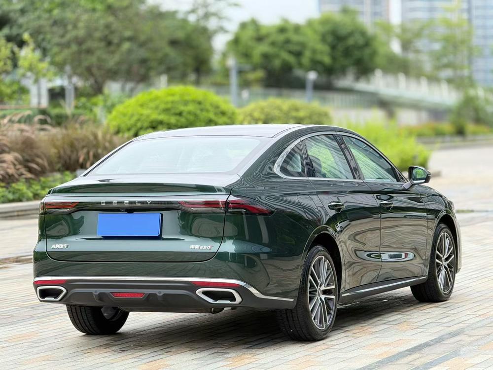 GEELY Emgrand 2026 immagine di auto #6