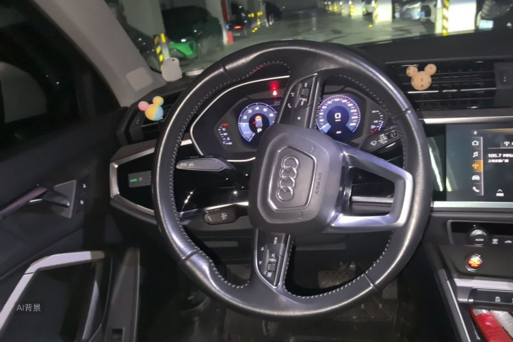 Audi Q3 2019 #12 Audi Q3 2019 car image #12