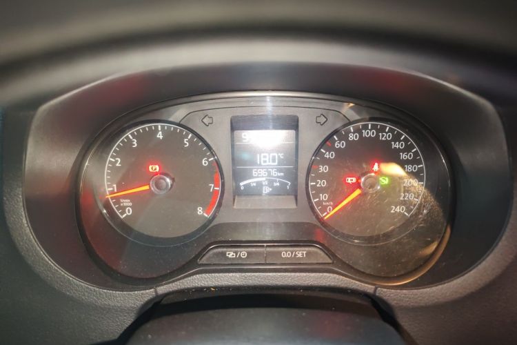 Volkswagen Polo 2017 #12 Volkswagen Polo 2017 car image #12