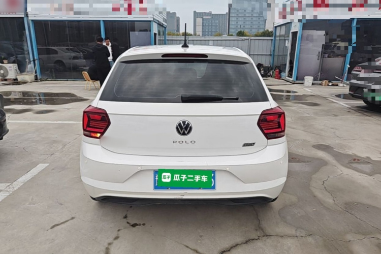 Volkswagen Polo 2021 car image #6