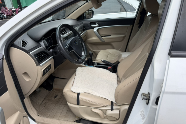 GEELY Emgrand 2017 #15 GEELY Emgrand 2017 car image #15
