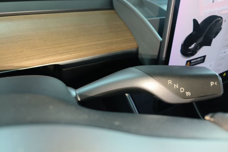 Tesla Model 3 2020 #14 Tesla Model 3 2020 car image #14