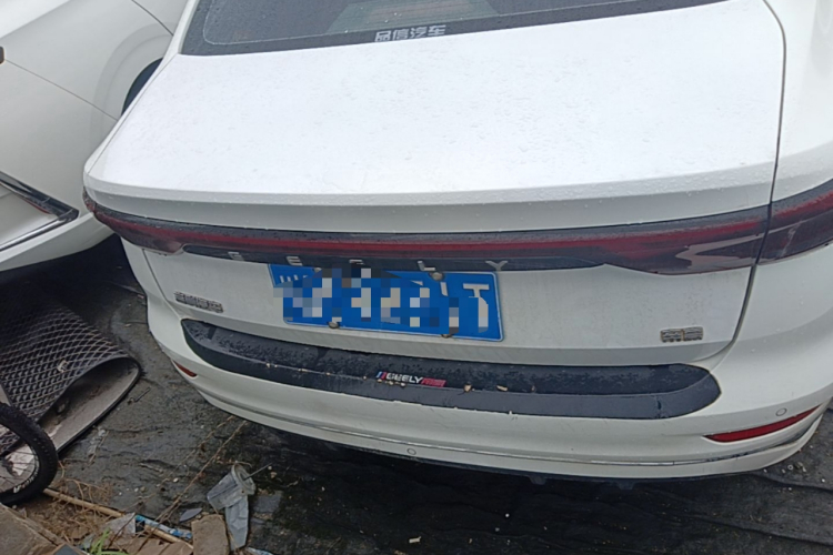 GEELY Emgrand 2022 car image #6