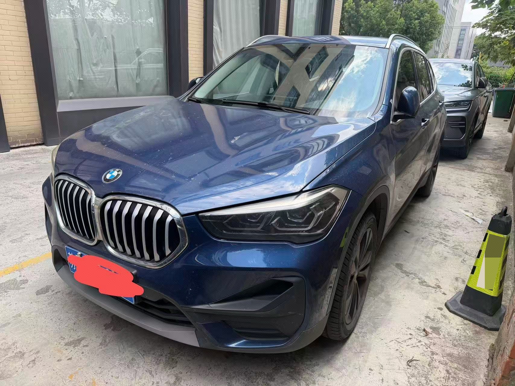 BMW X1 2021 BMW X1 2021 car image