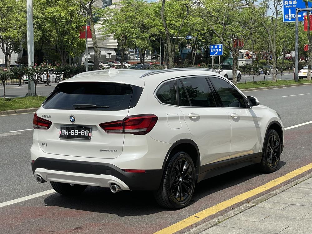 BMW X1 2021 car image #7