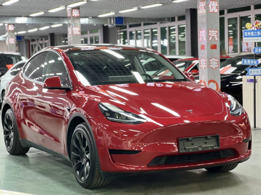 Tesla Model Y 2023 #2 Tesla Model Y 2023 car image #2