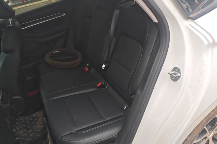 GEELY Emgrand 2024 car image #13