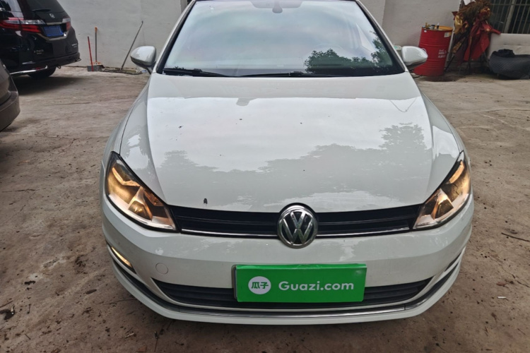 Volkswagen Golf 2015 car image #3