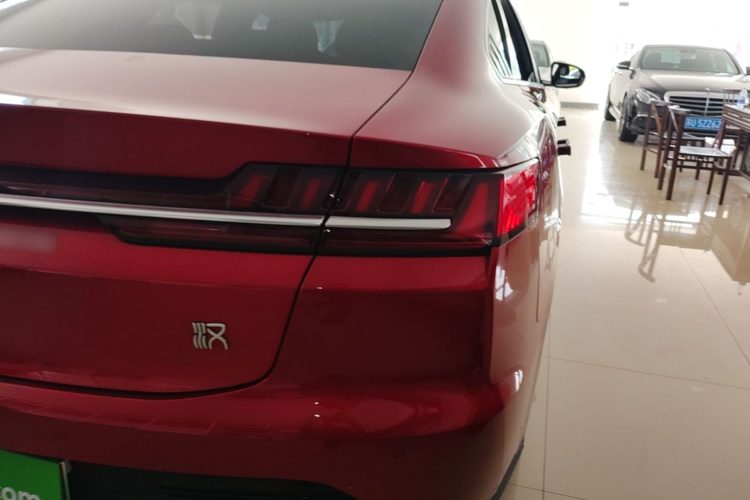 BYD Han 2023 car image #8