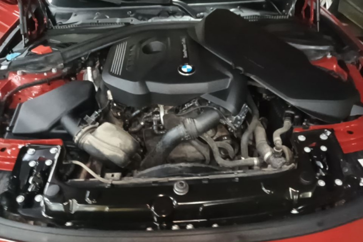 BMW 3 Series 2018 #20 BMW 3 Series 2018 immagine di auto #20