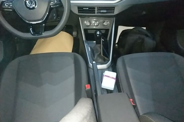 Volkswagen Polo 2020 car image #14