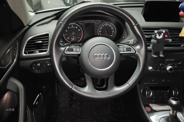 Audi Q3 2018 #12 Audi Q3 2018 car image #12