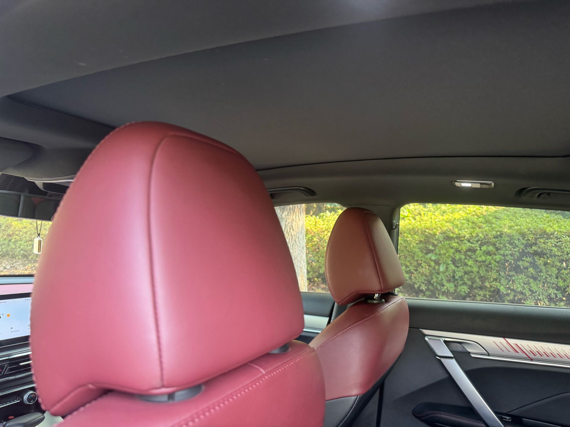 GEELY Coolray 2021 car image #6