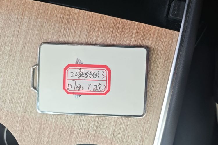 Tesla Model 3 2022 immagine di auto #9