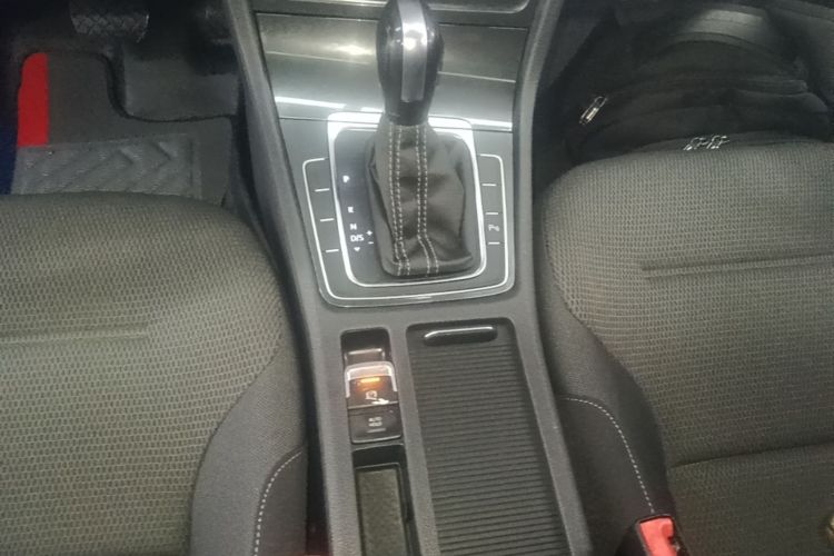 Volkswagen Golf 2017 #14 Volkswagen Golf 2017 car image #14