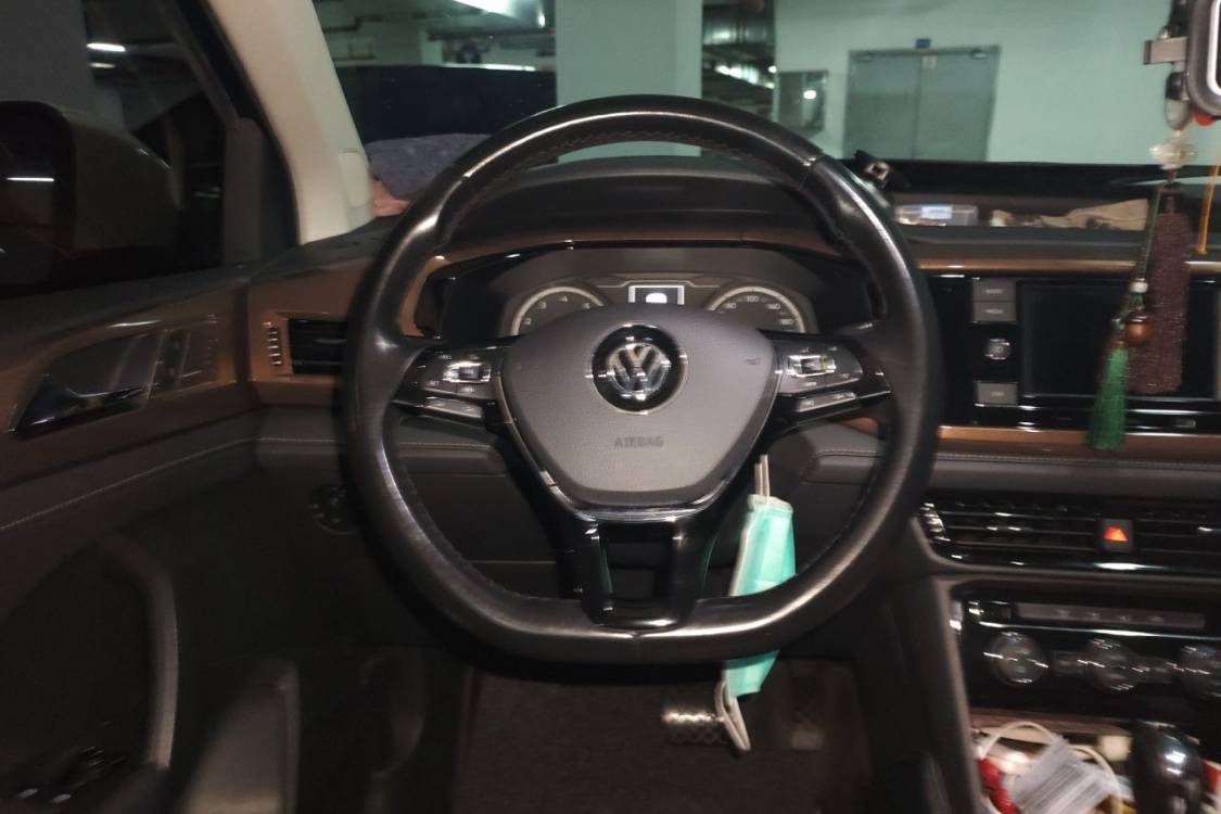 Volkswagen Tharu 2019 car image #22