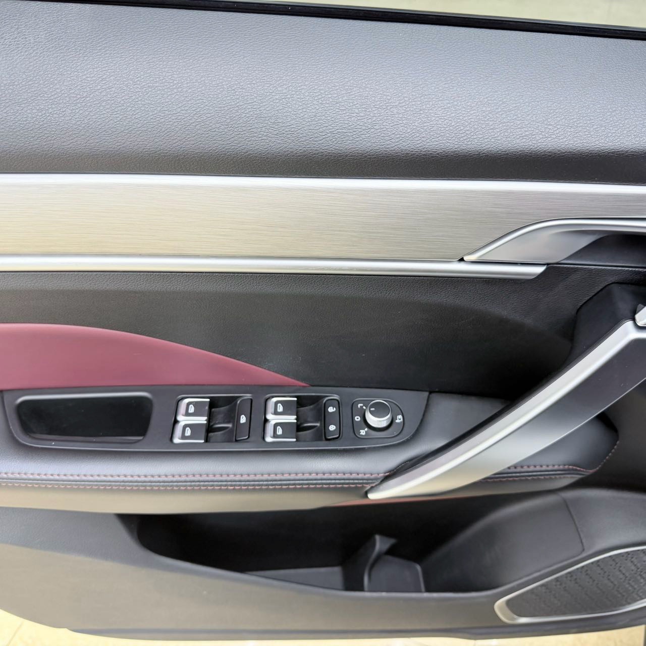 GEELY Coolray 2023 car image #10
