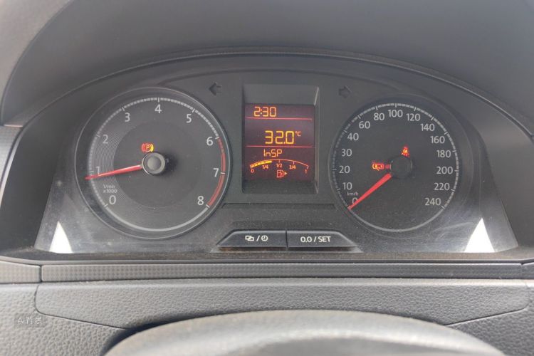 Volkswagen Santana 2017 #13 Volkswagen Santana 2017 car image #13