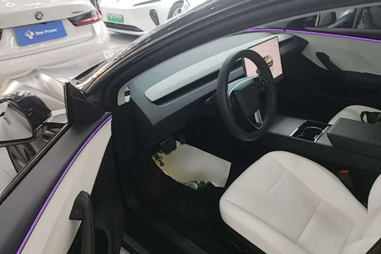 Tesla Model 3 2025 #16 Tesla Model 3 2025 car image #16
