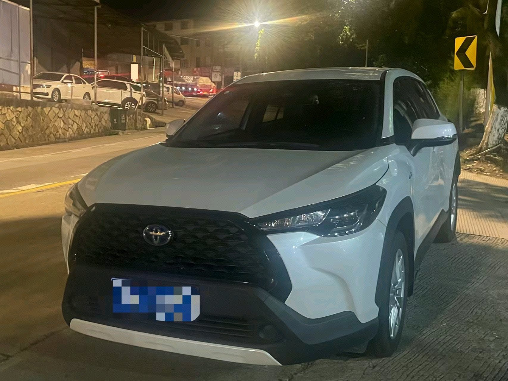 Toyota Corolla Cross 2024 car image 